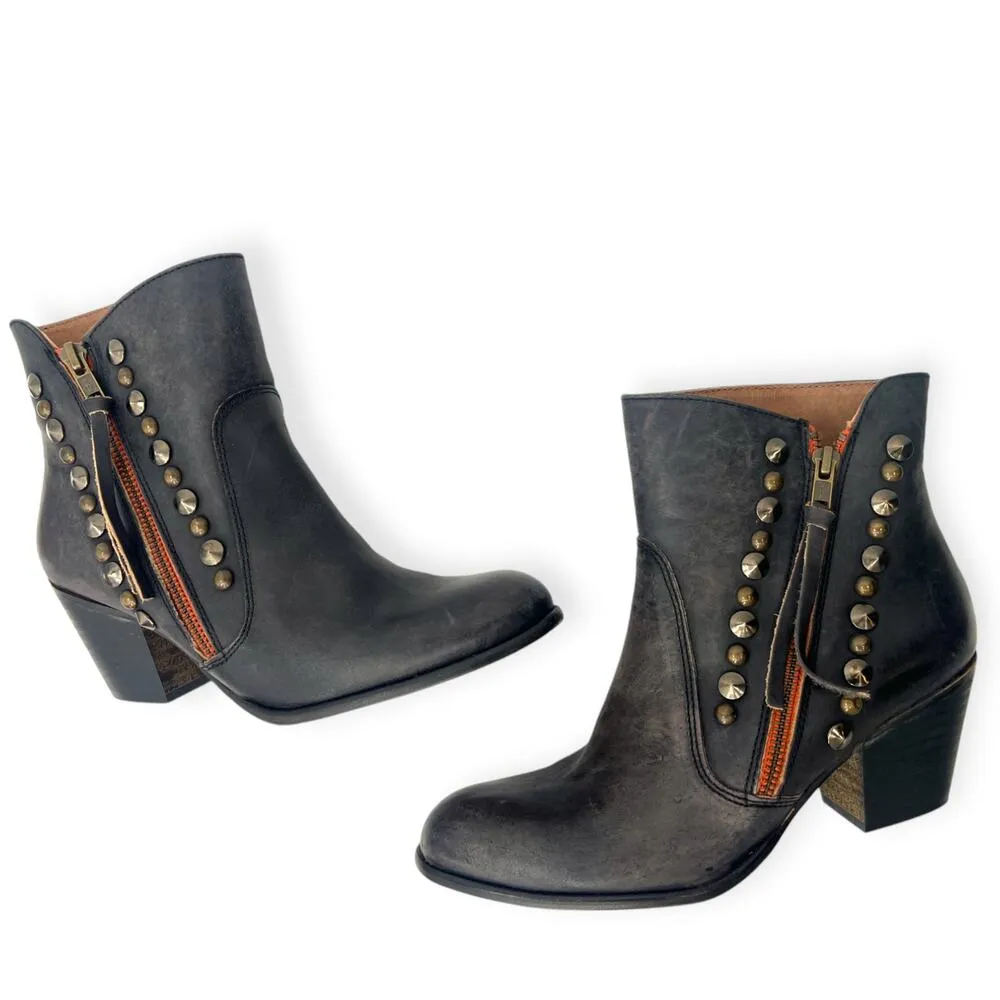 Chio Italy | 7.5 / 38 | Women's Leather Studded Heeled Boots Bootie Ankle Brown - Image 2