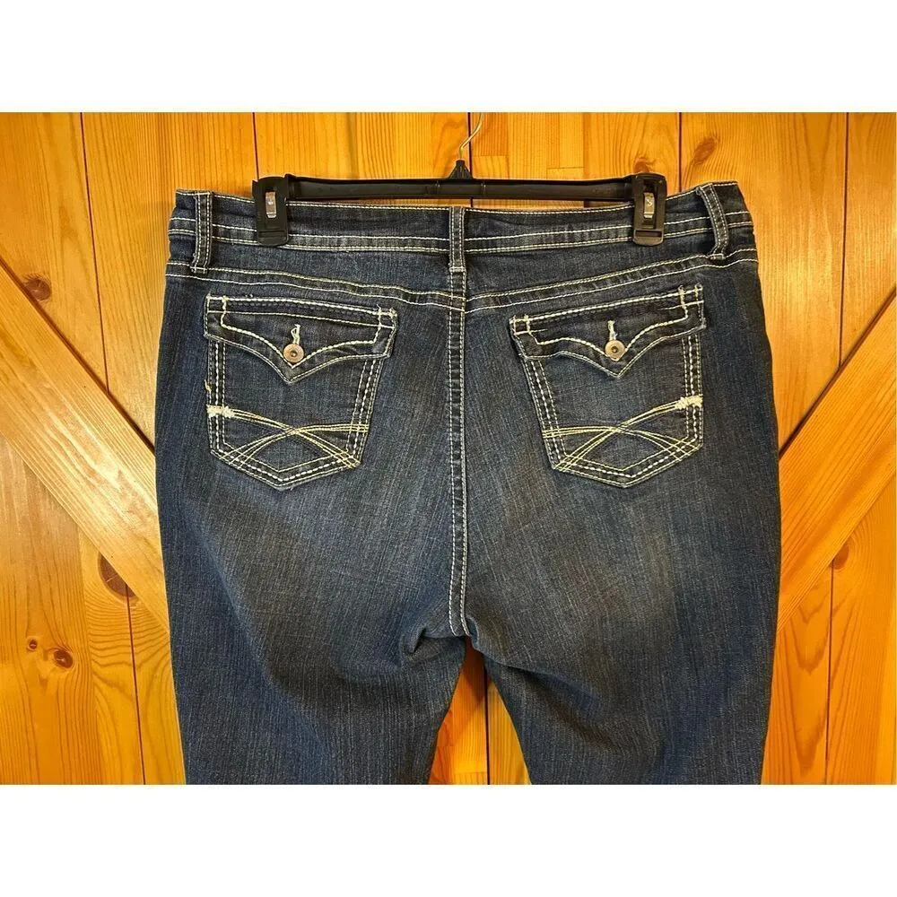 A.n.a. Crop Back Flap Pockets Women's size 20W Dark Wash Blue Denim Jeans (0885) - Image 6