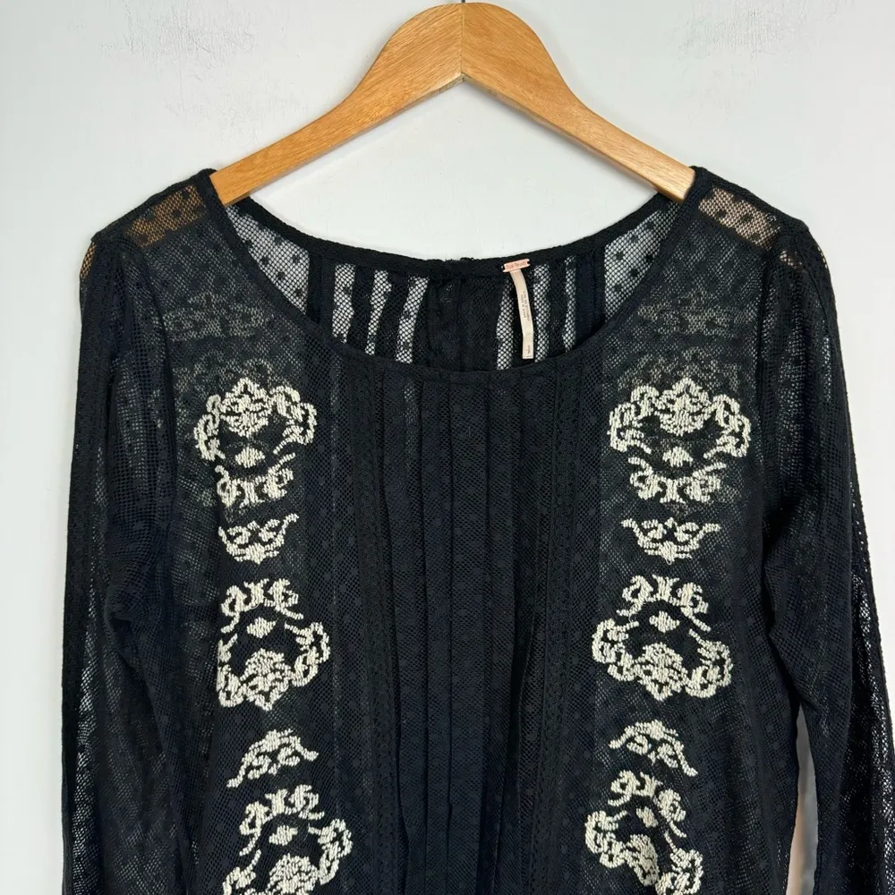 Free People Black Lace Mesh Tunic Top Sz Small Dot Ruffle Floral - Image 5