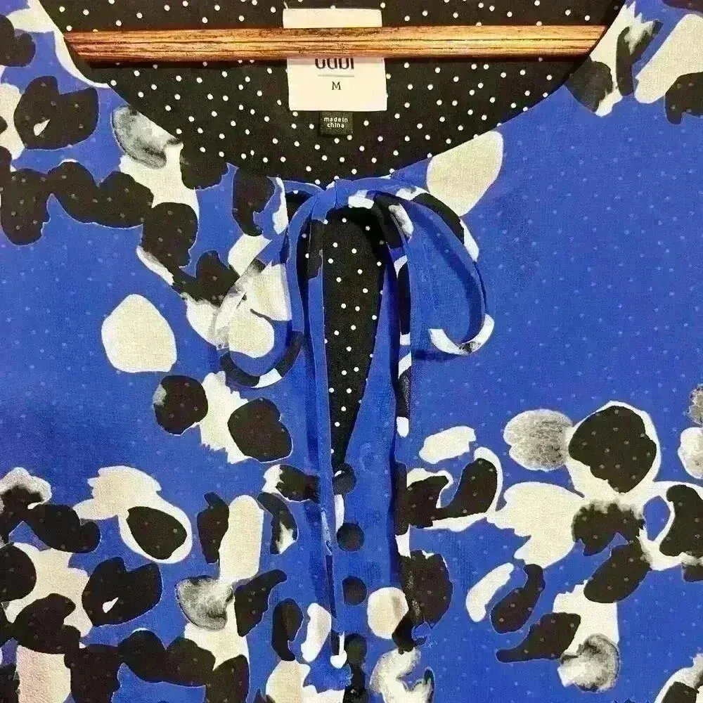 CAbi Woman’s Size M Untamed Dress Electric Blue Sleeveless Handkerchief Hem NWT - Image 9