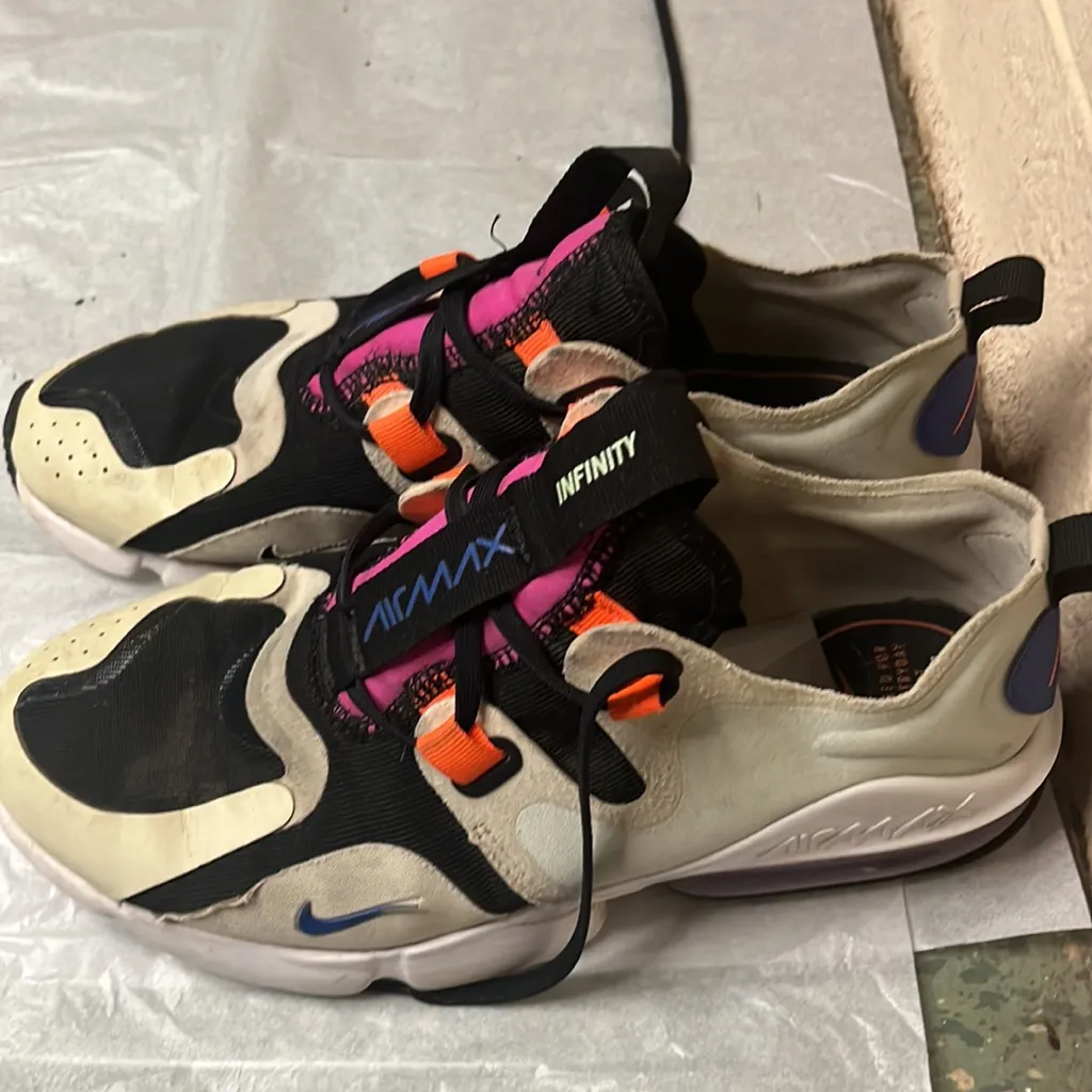 " Nike Air Max Infinity womens size 8.5‎ good condition - Image 2