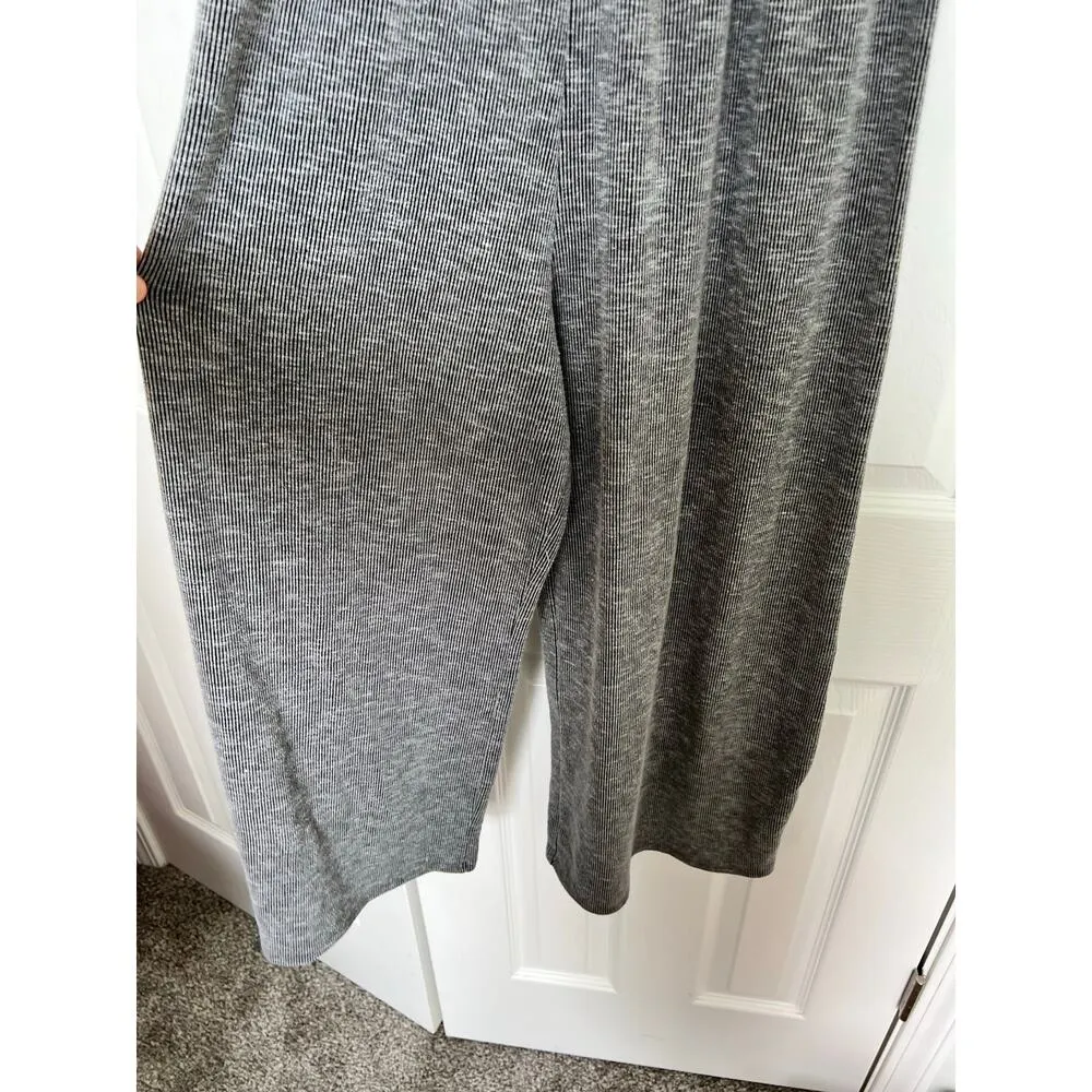 Piper & Scoot Short Sleeve Long Pant Striped Jumpsuit Large Gray - Image 3