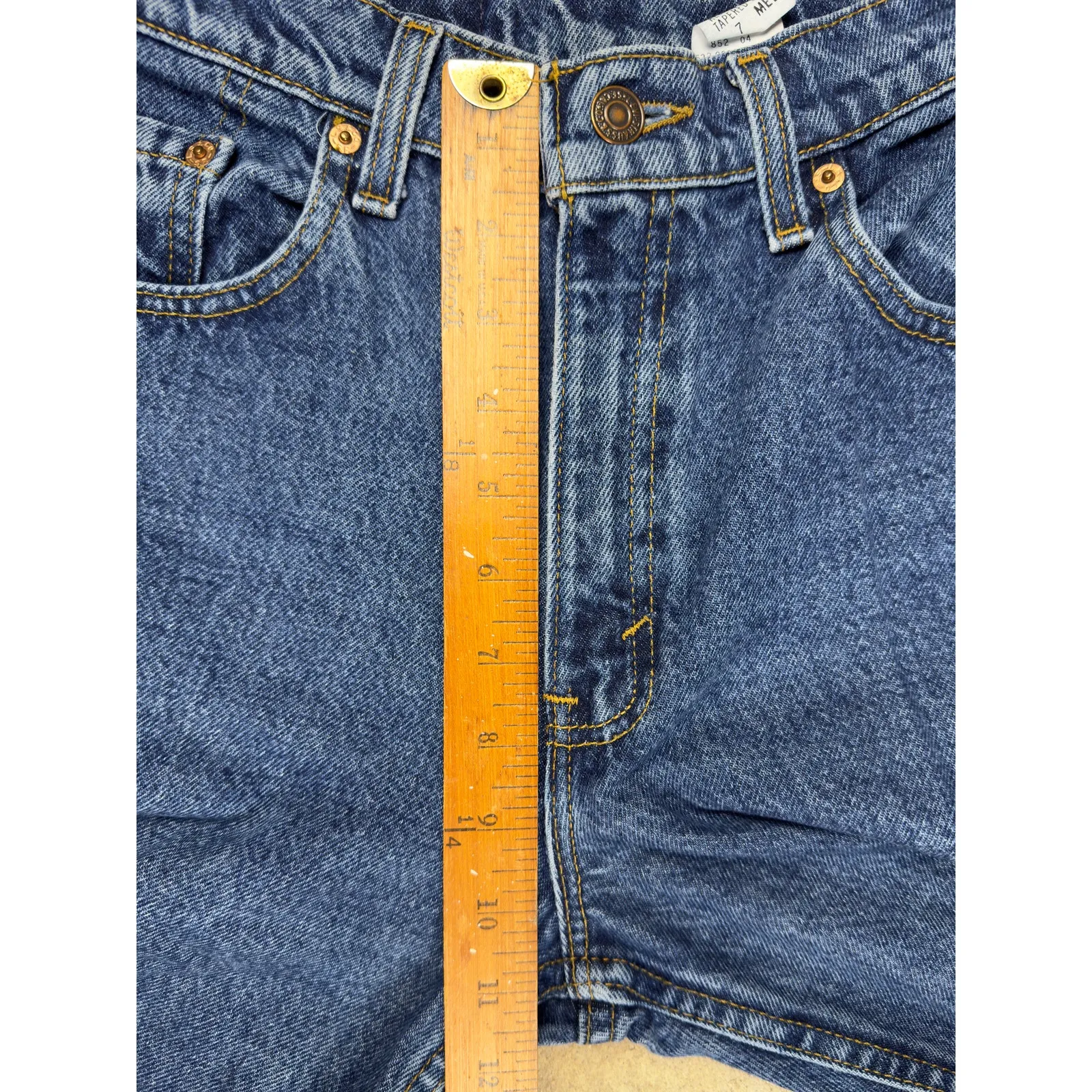 Vintage Levi’s 550 Women’s Relaxed Fit Tapered Leg Jeans Size 7 Med USA‎ 1998 - Image 10