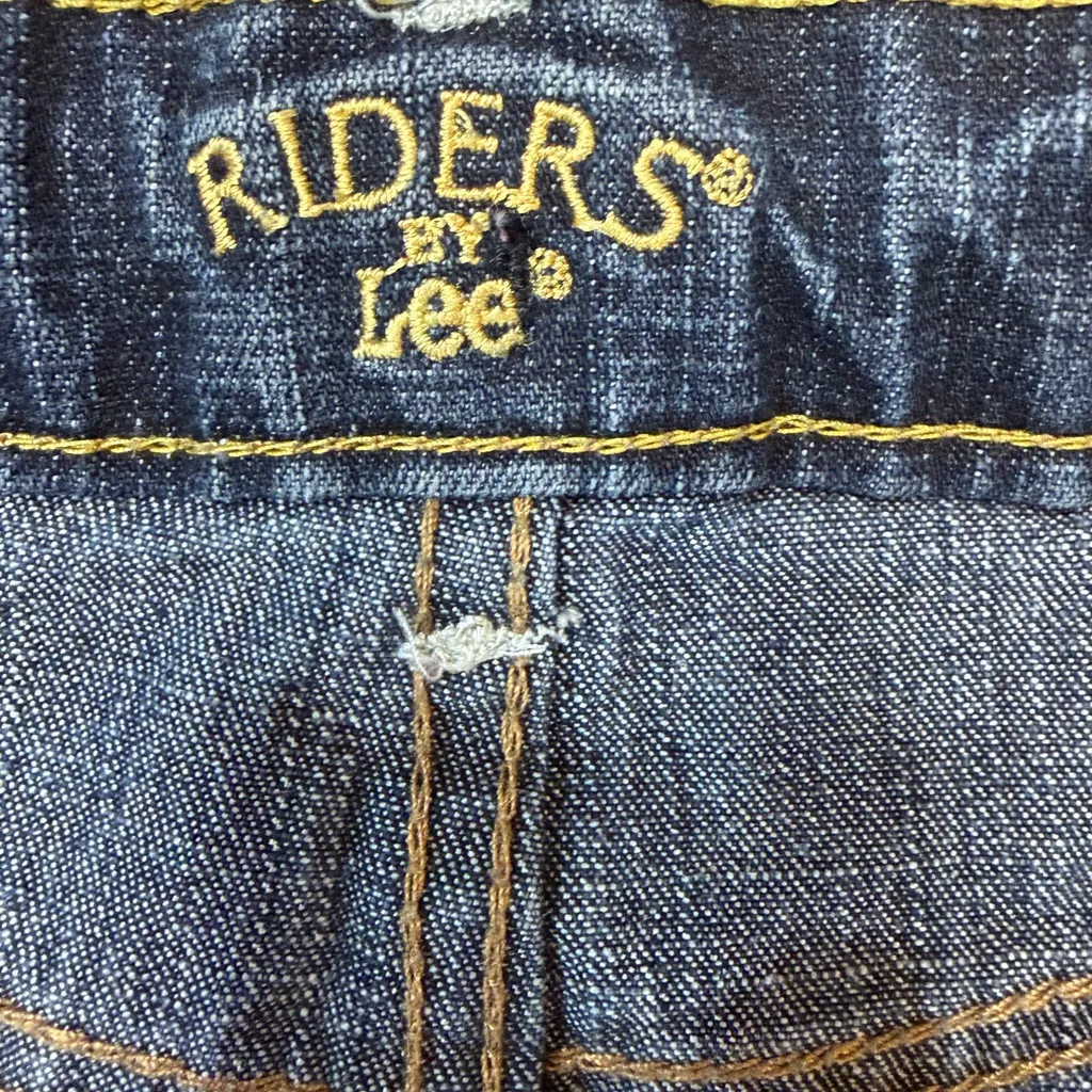 Riders by Lee Women's Mid Rise Boot Cut Jeans - Dark Blue - Image 4