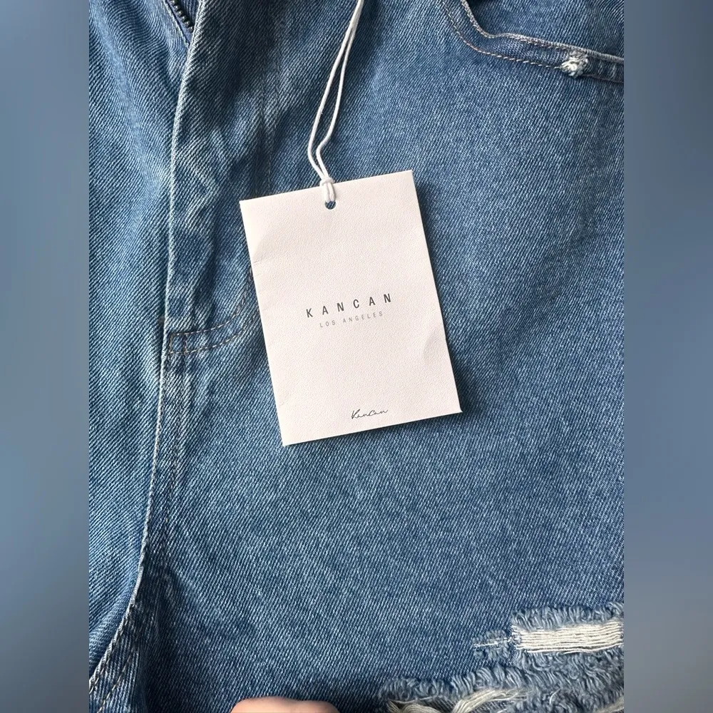 NWT Kancan Los Angeles Cinch Waist Denim Distressed Shorts Small Blue - Image 4