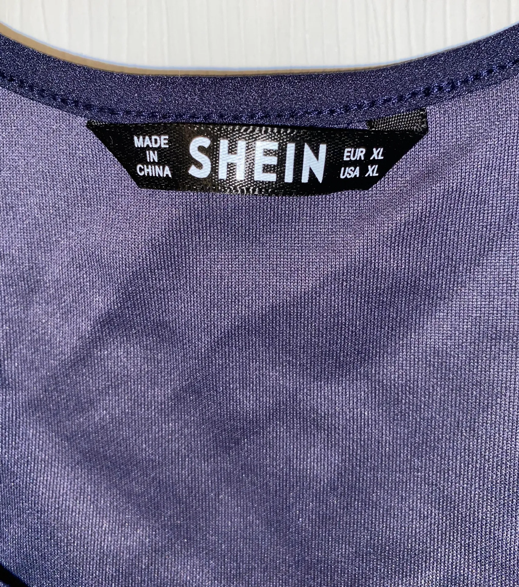 SheIn Cropped Cut out Tank - Image 4