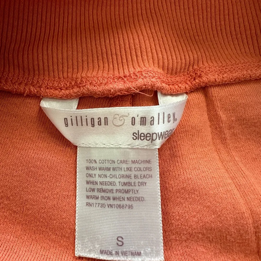 Women’s Small Gilligan O’Malley sleep set coral pajama top and shorts Orange - Image 3