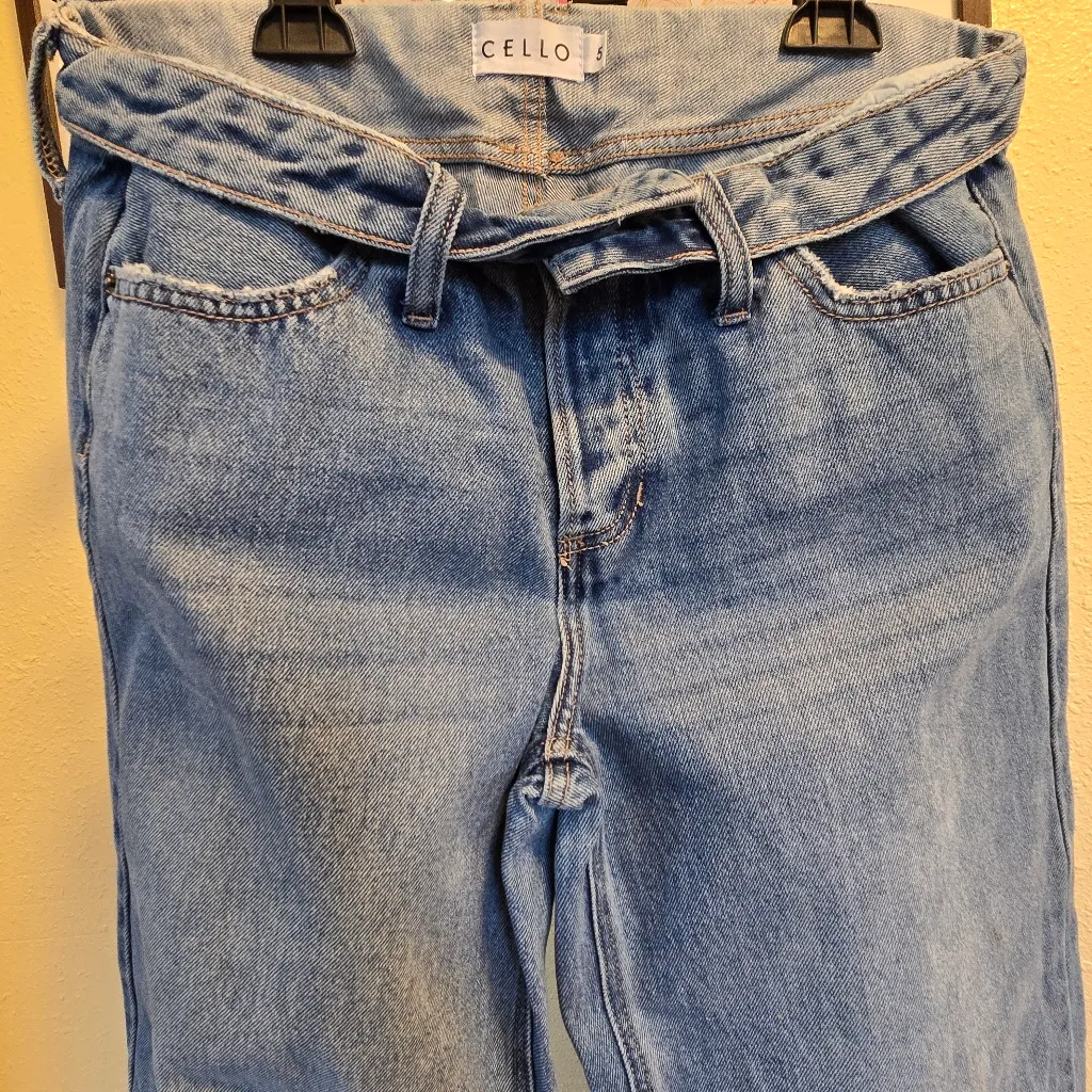 Cello 90's Baggy Frayed Jeans Size 5 - Image 3