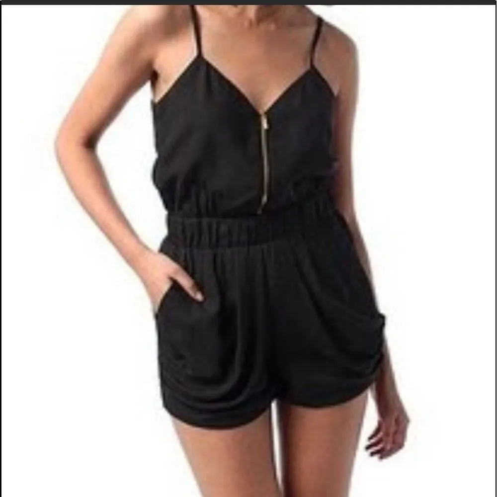 Lucca Couture Bubble Shorts Romper Size XS - Image 16