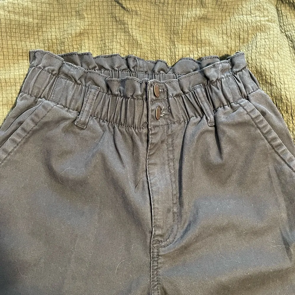 Universal Threads Universal Thread grey women’s pants - Image 3