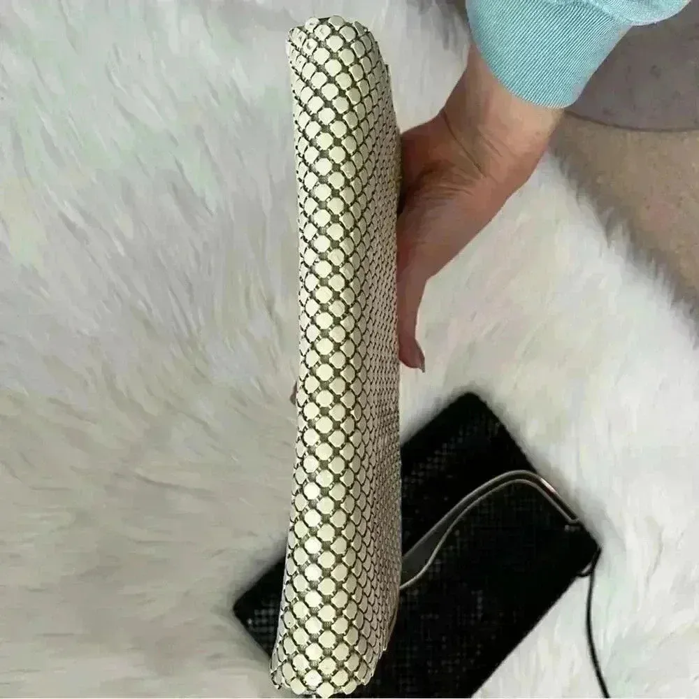 Vintage Enamel Pailette Metal Clutch Purses Bundle of 2 Black - Image 8