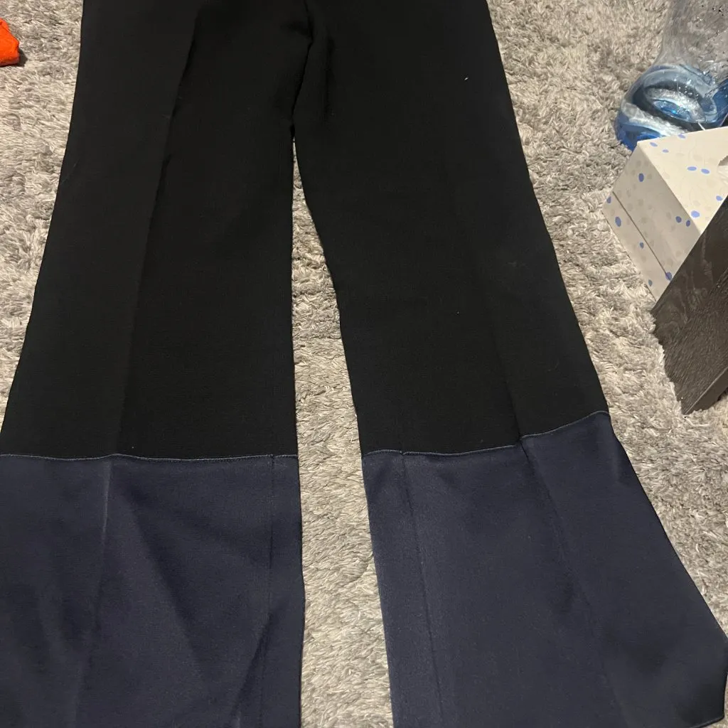 NWT Derek Lam Black Virgin Wool Crepe Trousers with Navy Blue Satin Trim Size 6 - Image 3