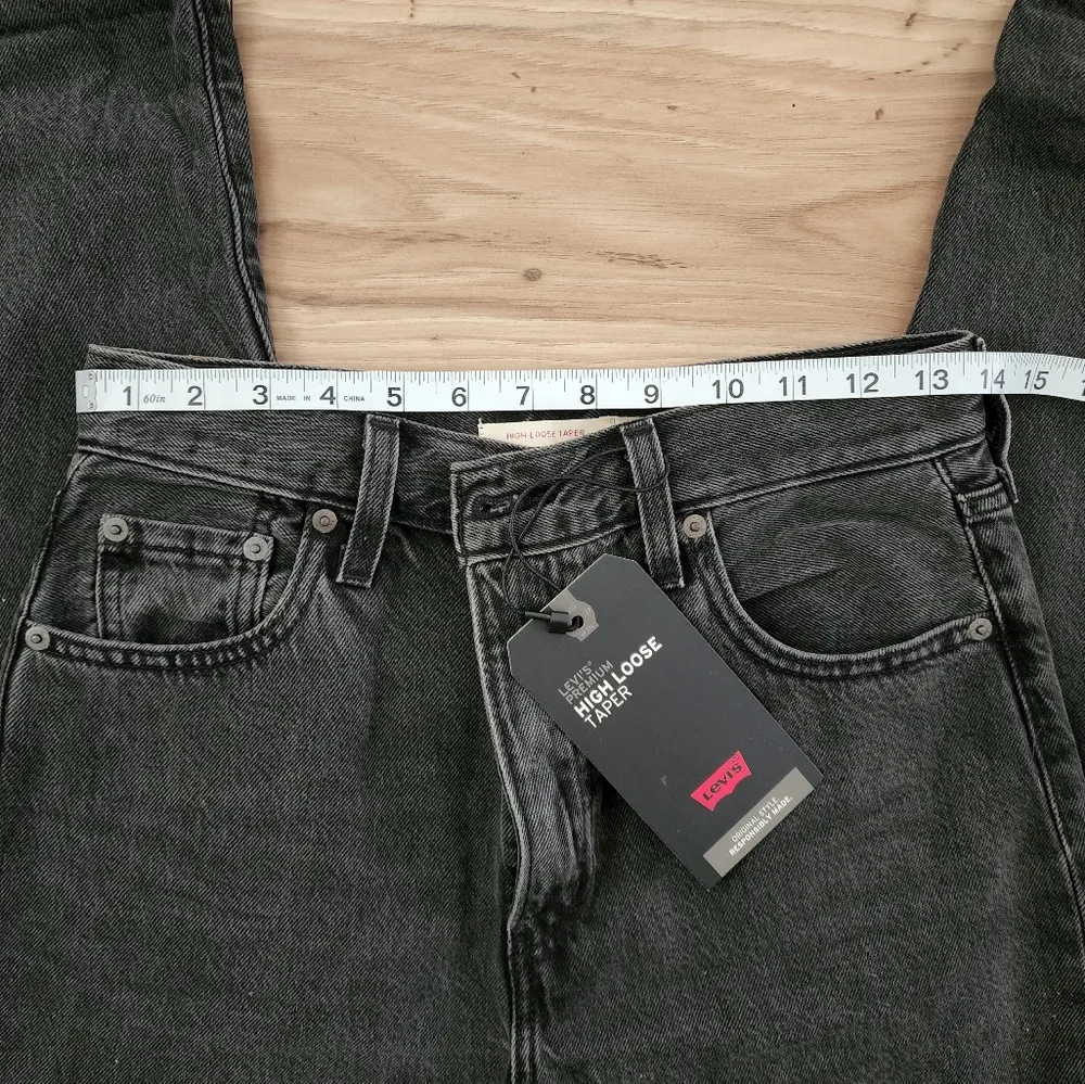 Levi’s High Loose Taper Jeans - Image 5