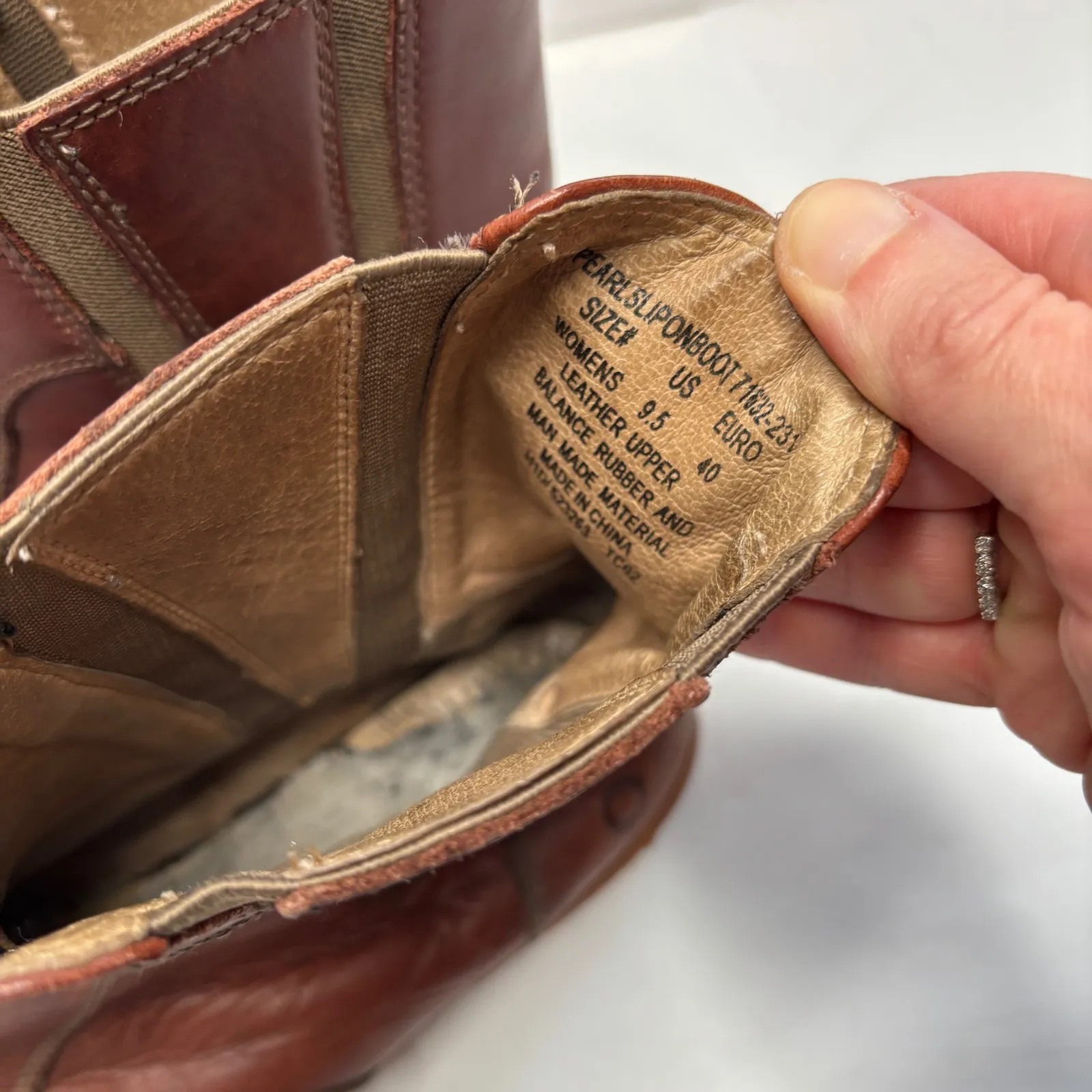 Bogs Pearl Slip On Waterproof Leather Boots Womens 9.5 Euro 40 Brown Chelsea SEE - Image 3