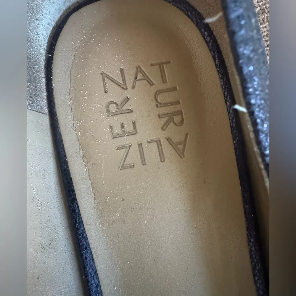 Naturalizer Blue and Silver Flats with Decorative Medallion - Image 4