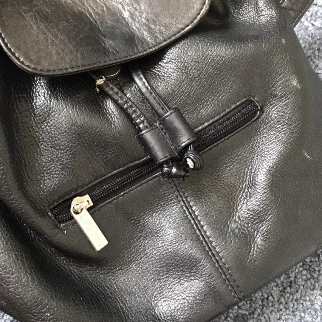 Real Leather Mini Bagpack Black - Image 6