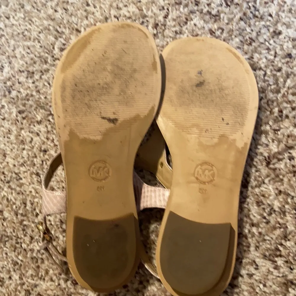 Michael Kors MICHAEL  Plate Sandals - Image 7