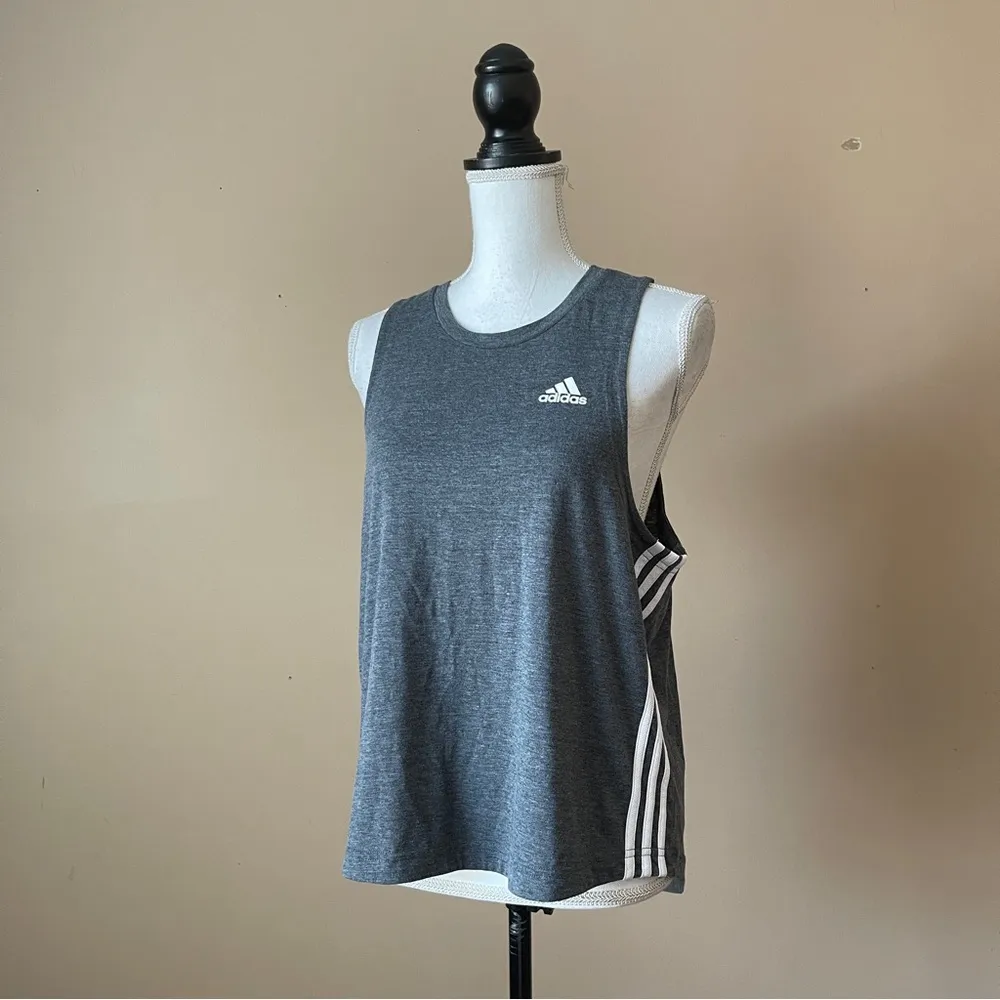 ADIDAS | Gray Three Stripe Aeroready Primegreen  Gray Tank Top Sz L - Image 4