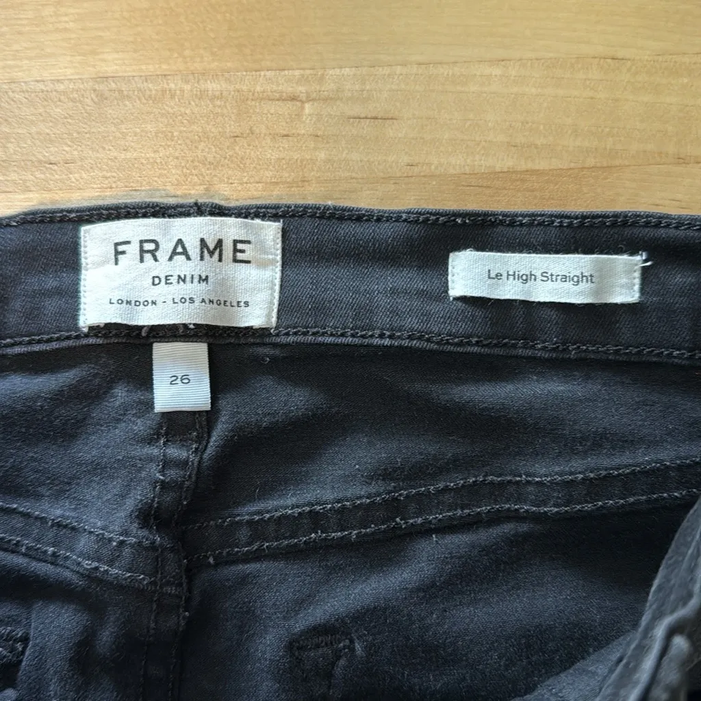 Frame Denim Le High Straight High-Rise Jeans in Mallard (Black), 26 - Image 7