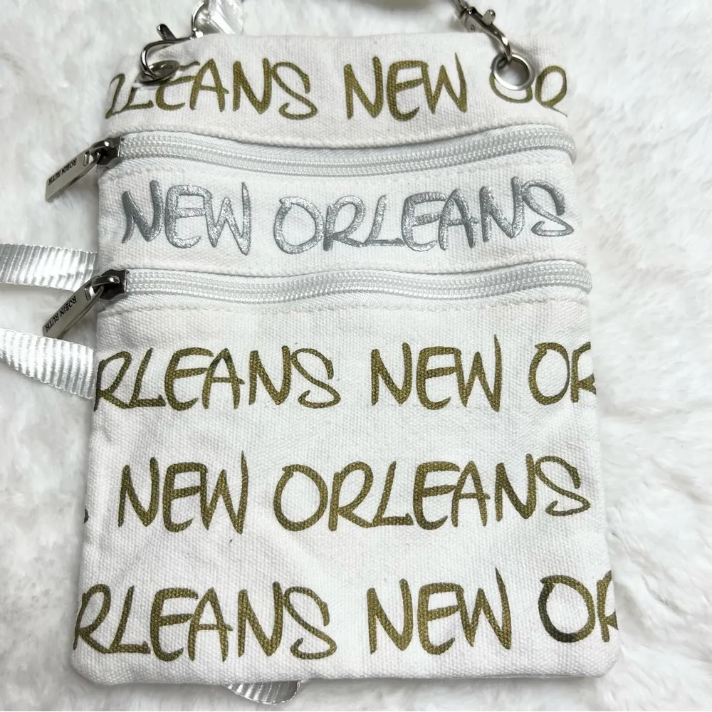 White Silver & Gold New Orleans Travel Passport Crossbody Bag - Image 7