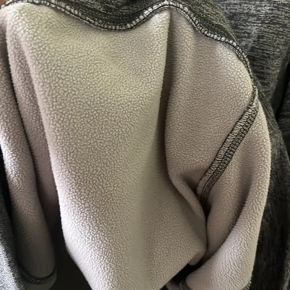 Adidas  climawarm sweatshirt - Image 9