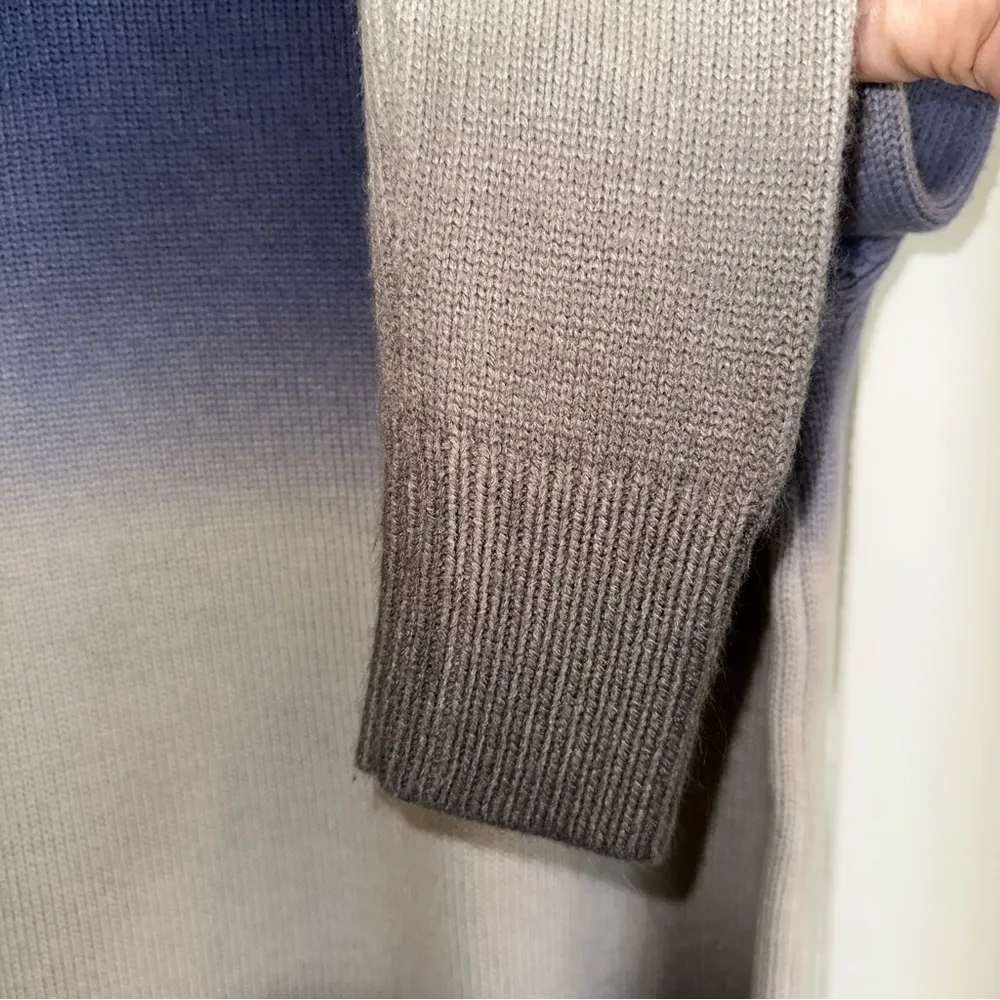 Simply vera by vera Wang, long sleeve, blue/gray sweater women’s small - Image 4