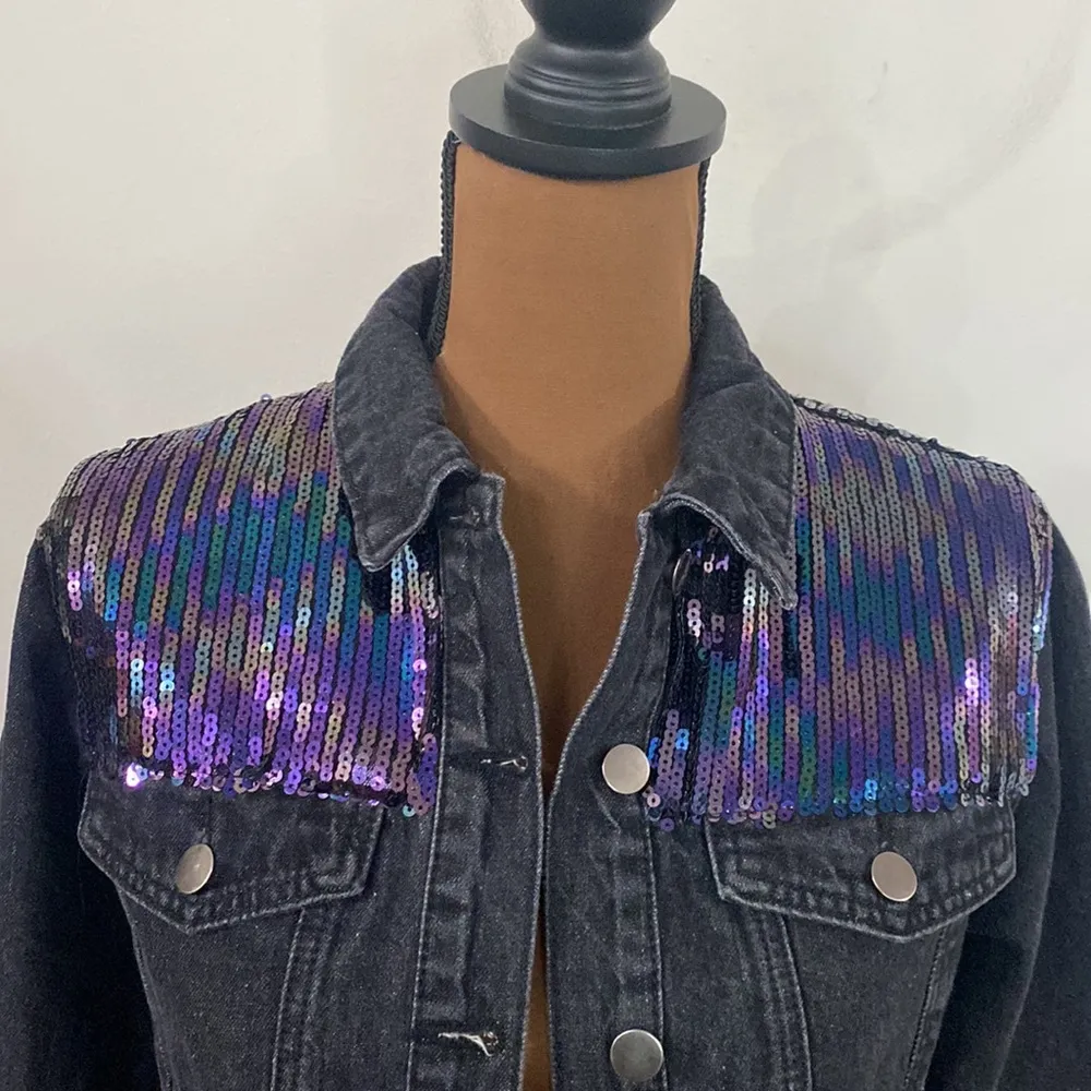Le Lis shimmer and shine sequined cropped denim jacket with fringe hem size S - Image 8