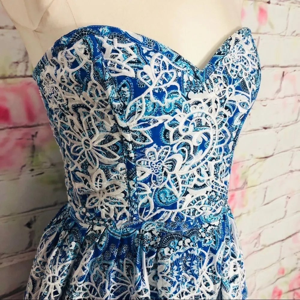 Parker Azalea Strapless Sweetheart-Neck Lace Dress, Glacius Brocatto eyelet midi - Image 9