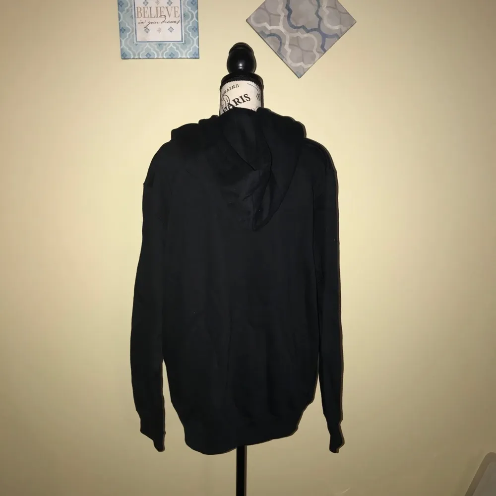 BREAST CANCER AWARENESS TOUGH ENOUGH TO WEAR PINK BLACK & PINK GRAPHIC HOODIE Size XL - Image 2