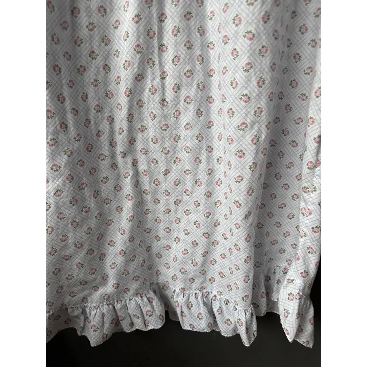 Laura Ashley Large Cotton Nightgown with Floral Pattern - Image 9