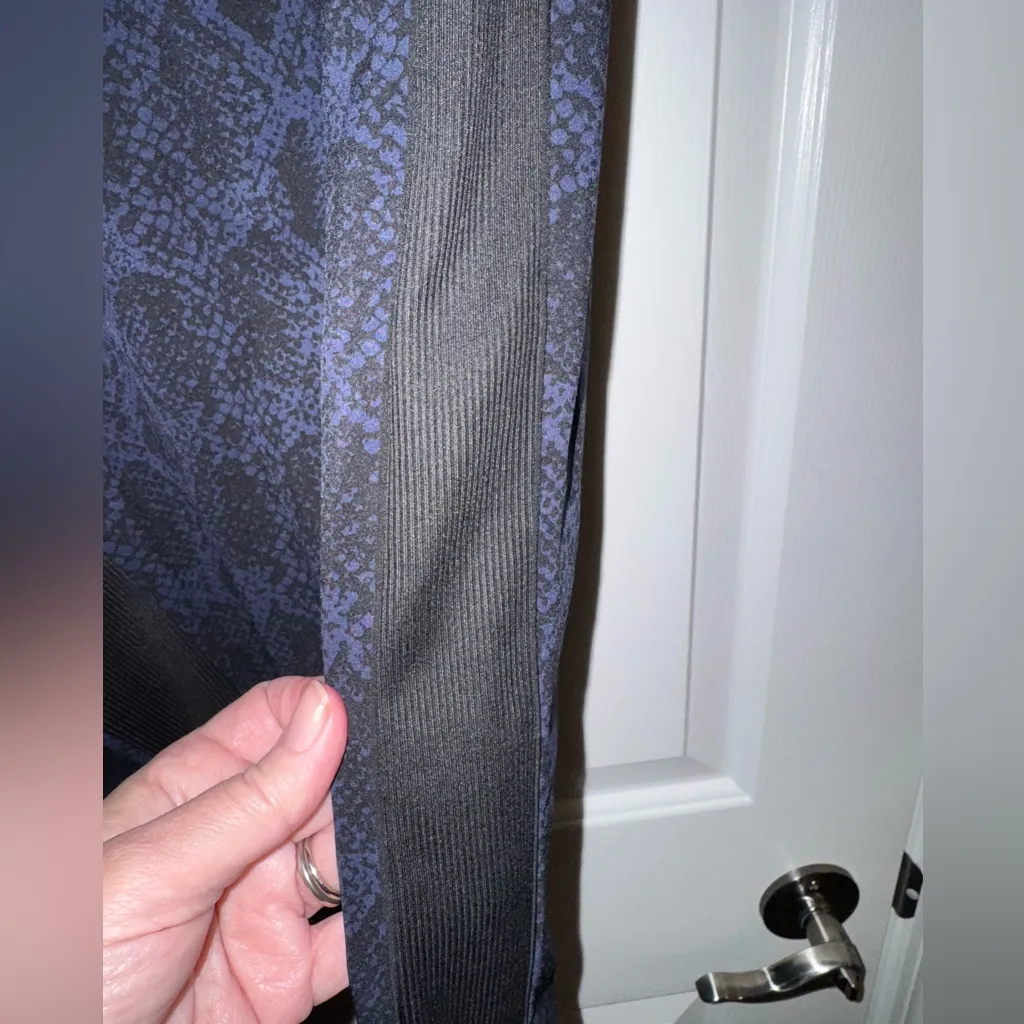 Athleta Brooklyn Legacy Jogger Pants Blue Snake Python Print Track Athletic 14 - Image 8