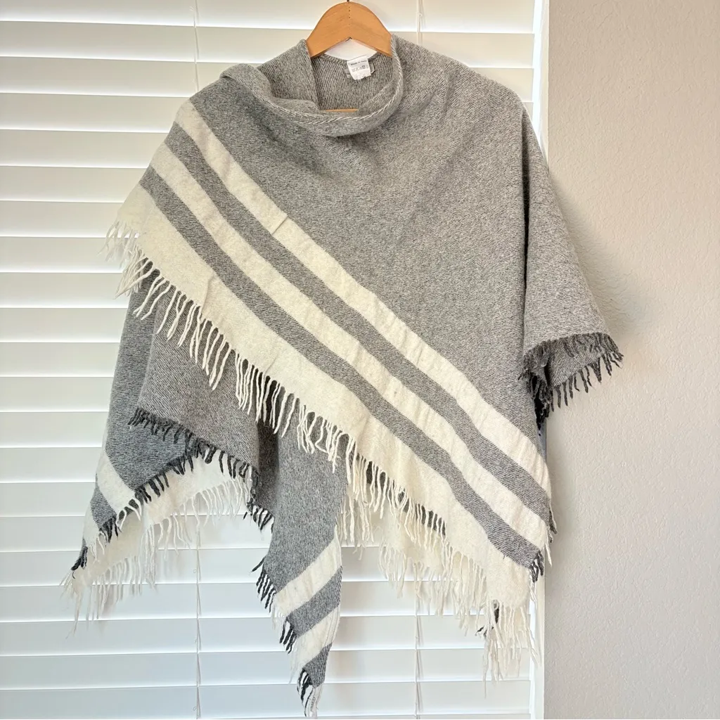 Luisa Brini Womens One Size Fits All Wool Poncho Wrap Sweater Gray Made In Italy - Image 4