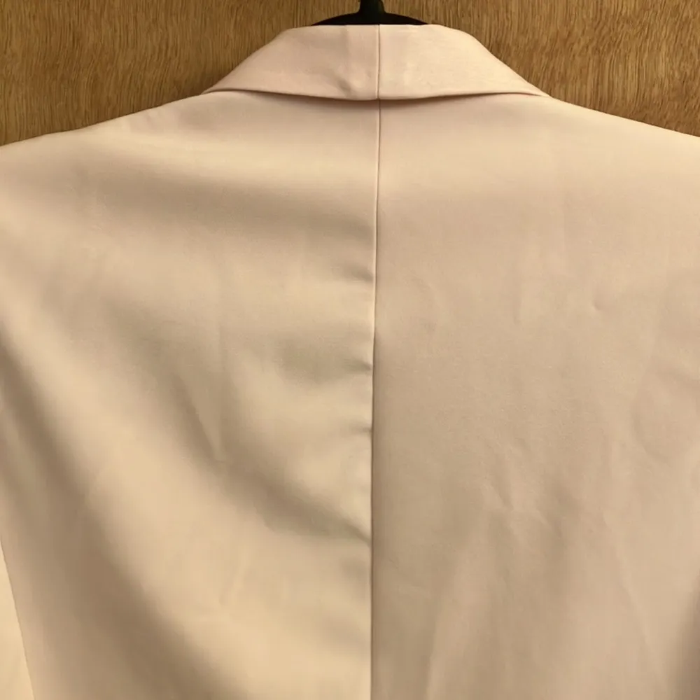 Light pink blazer woman’s size small - Image 7