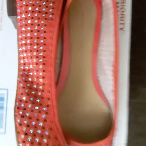 REDUCED! Orange studded flats Sz 9m - Image 2