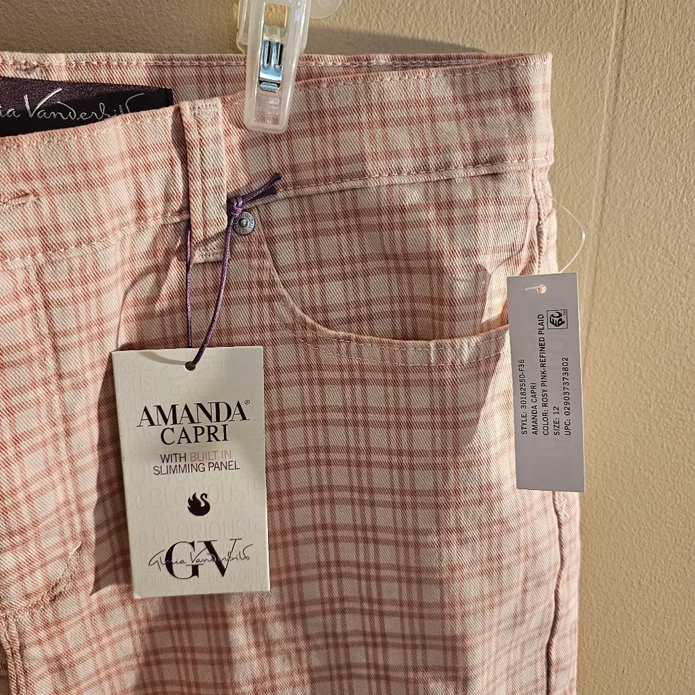 Gloria Vanderbilt Amanda Pink and White Gingham Plaid Capris - Image 3