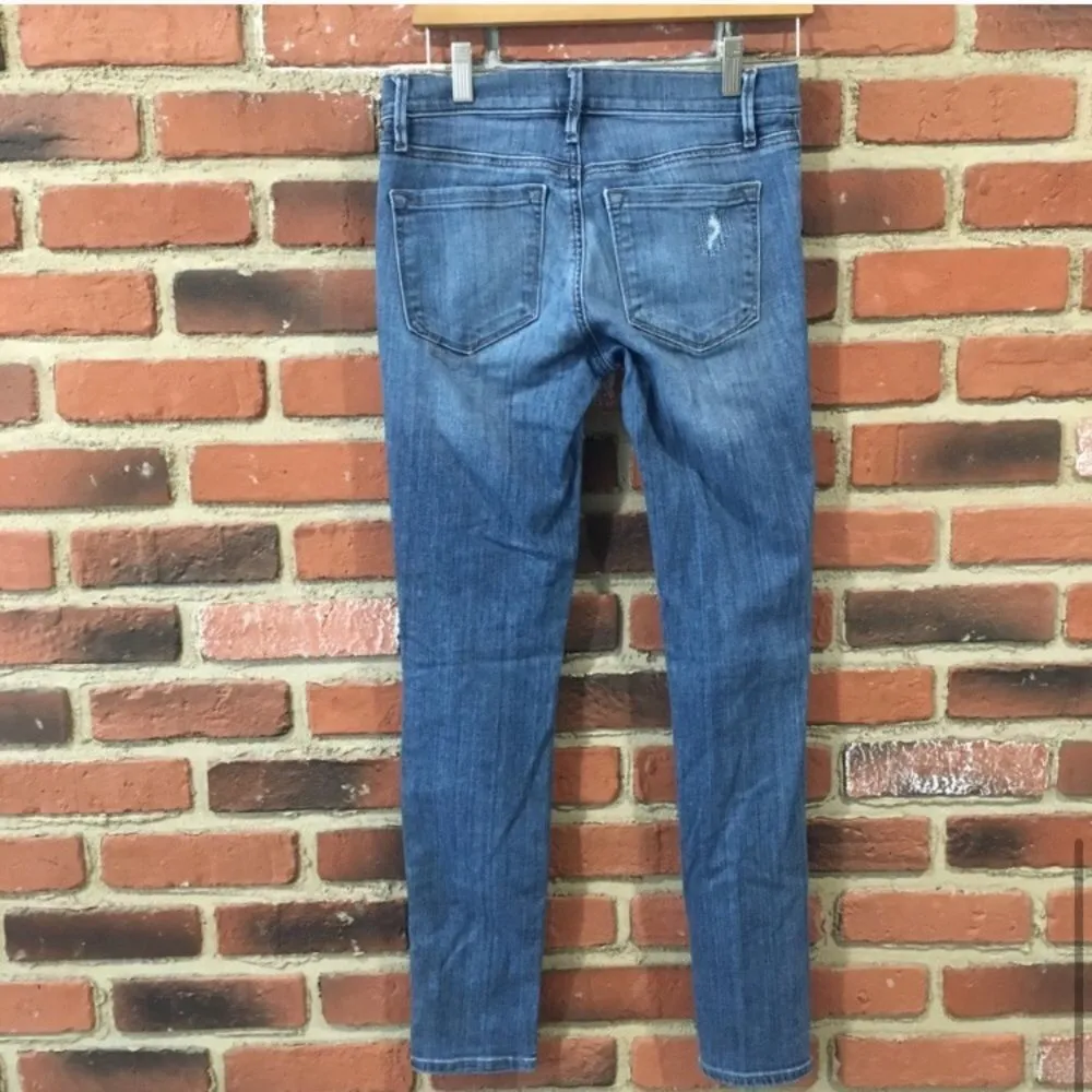 LOFT distressed Skinny jeans sz 2 - Image 5