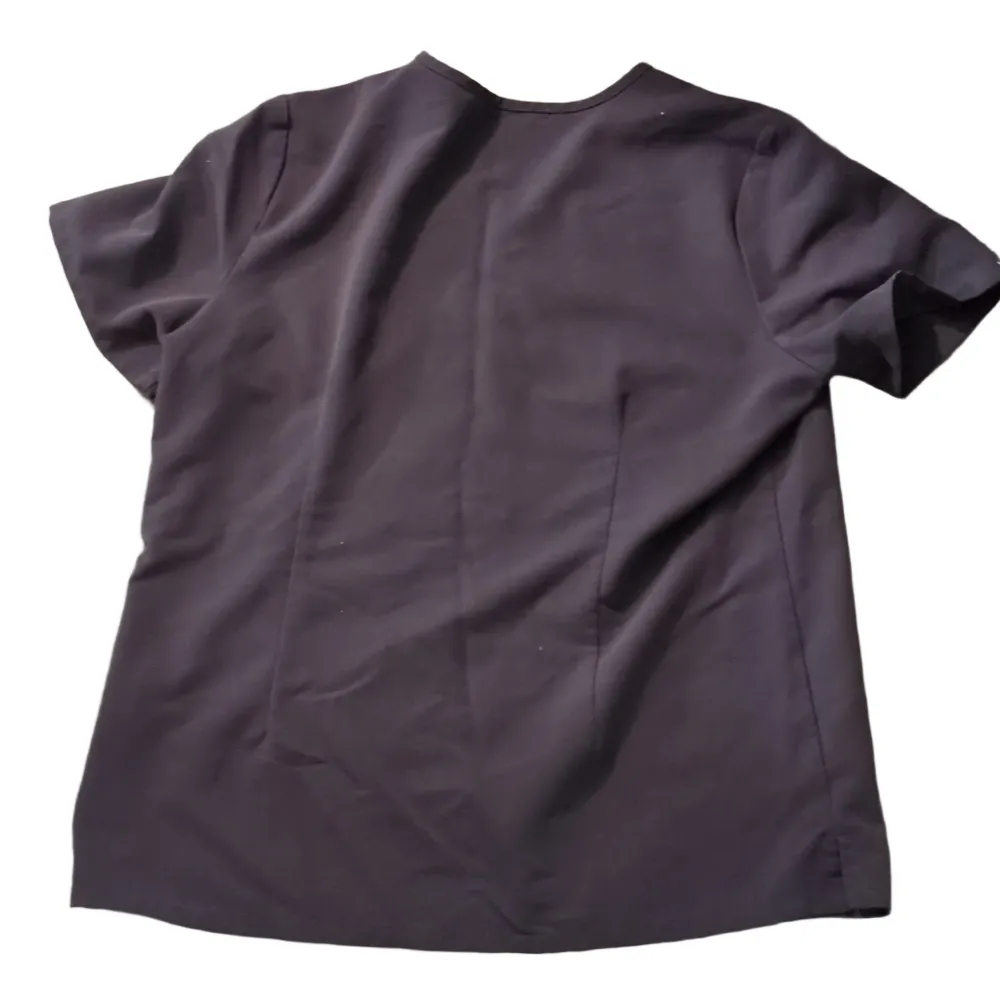 FIGS  Dark Gray Scrub Top Size Large - Image 5