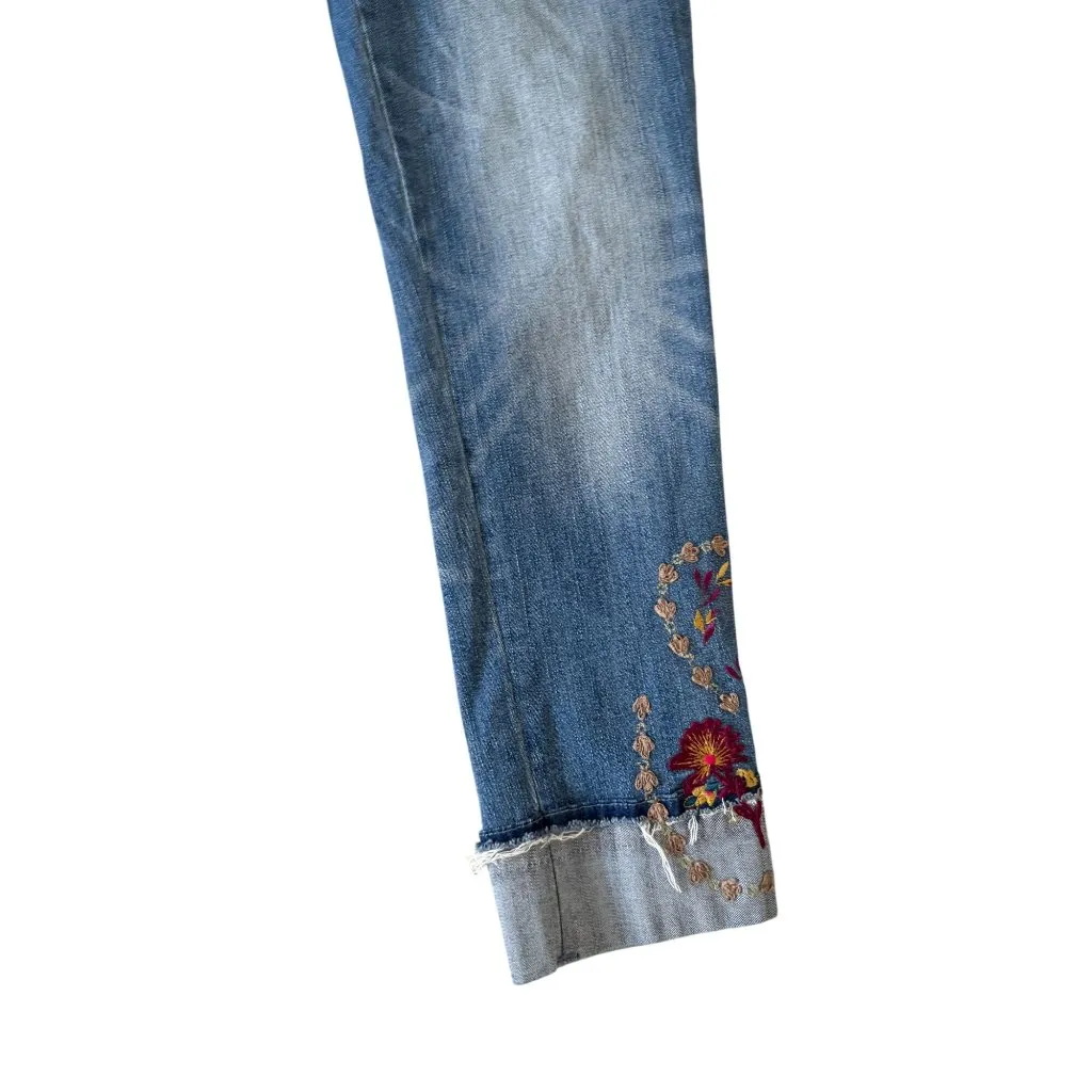 WHITE HOUSE BLACK MARKET WHBM Embroidered Slim Crop Jeans Size 6 - Image 6