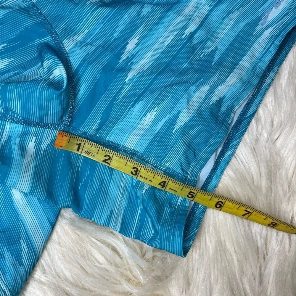 Brooks  turquoise/white running shorts sz large - Image 7