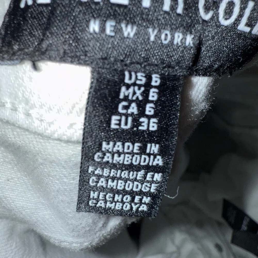 Kenneth Cole NY Jeans White Size US6 button front, 5 pocket - Image 5