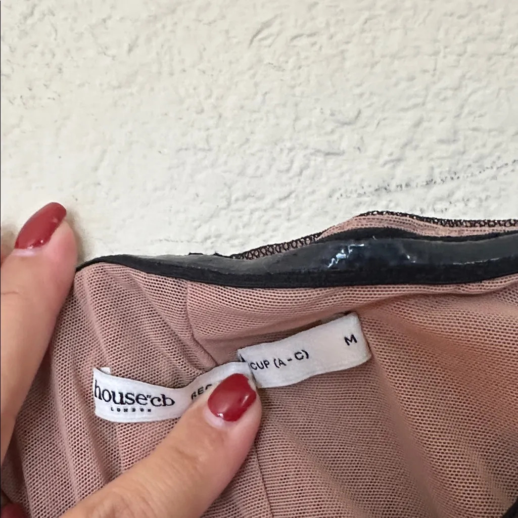 HOUSE‎ OF CB 'Debut' Black Off Shoulder Lace Maxi Dress NWOT Size M - Image 9