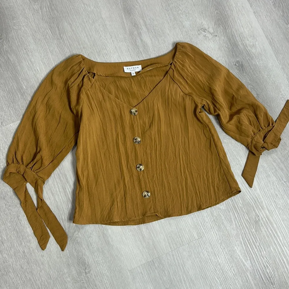 Hayden • button front cropped blouse with tie sleeves - Image 97