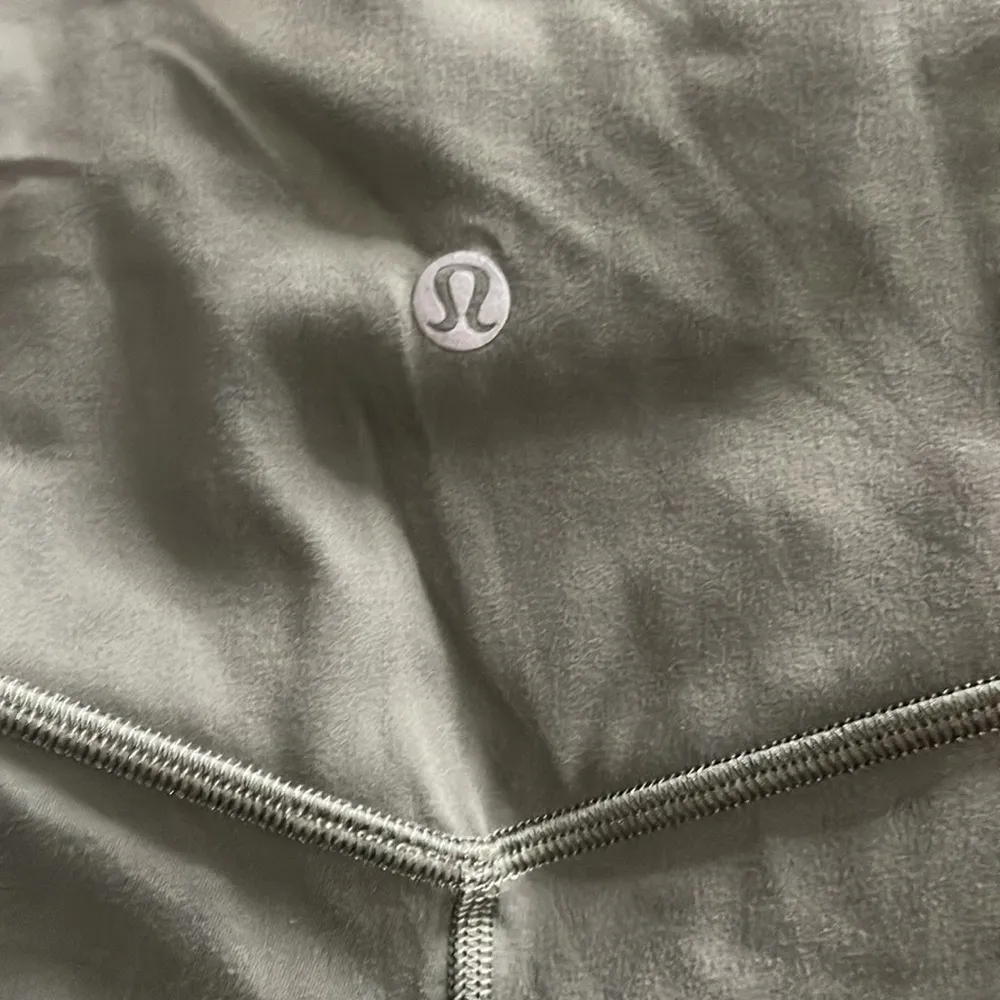 Lululemon Align High-Rise Mini-Flared Pant Size 0 Extra Short in Gray/Green - Image 10
