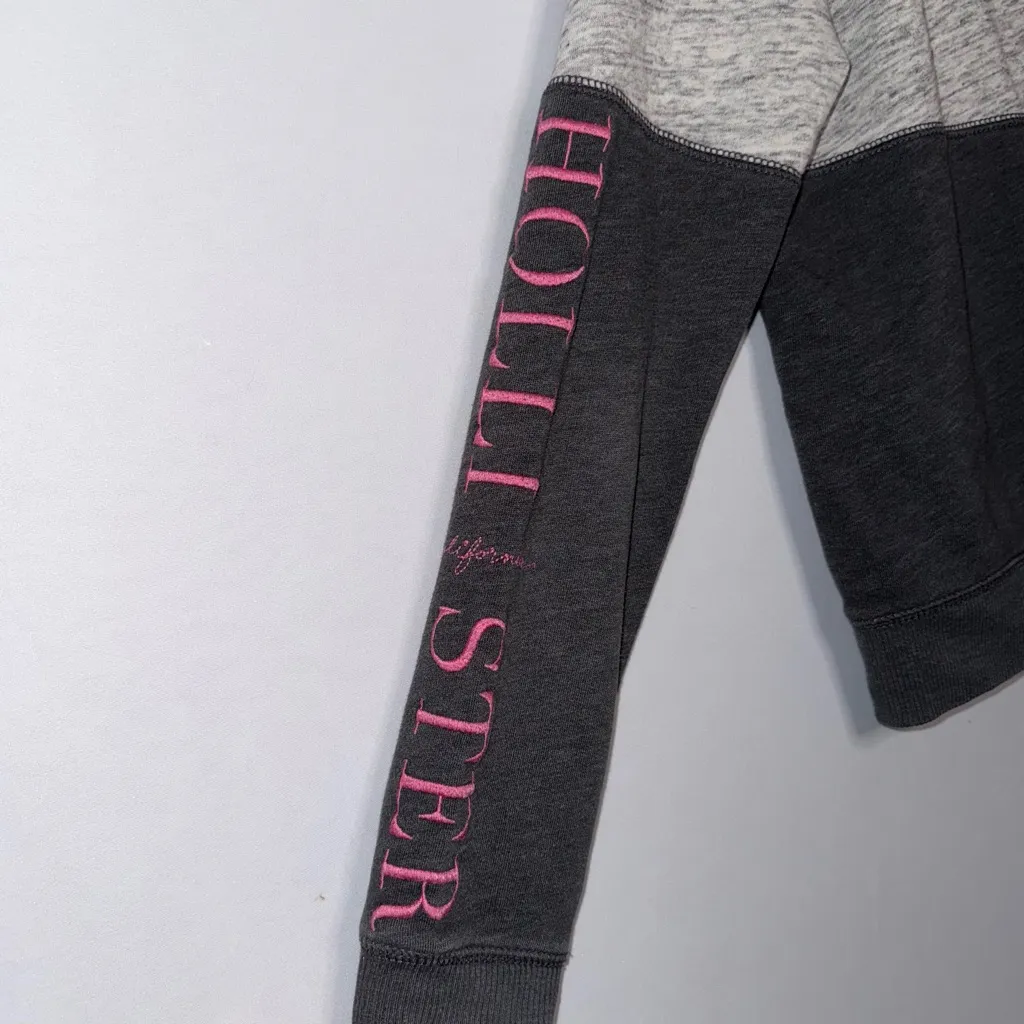Y2K Core Vintage Hollister Embroidered Zip Up Sweater Jacket Gray & Pink Classic - Image 4