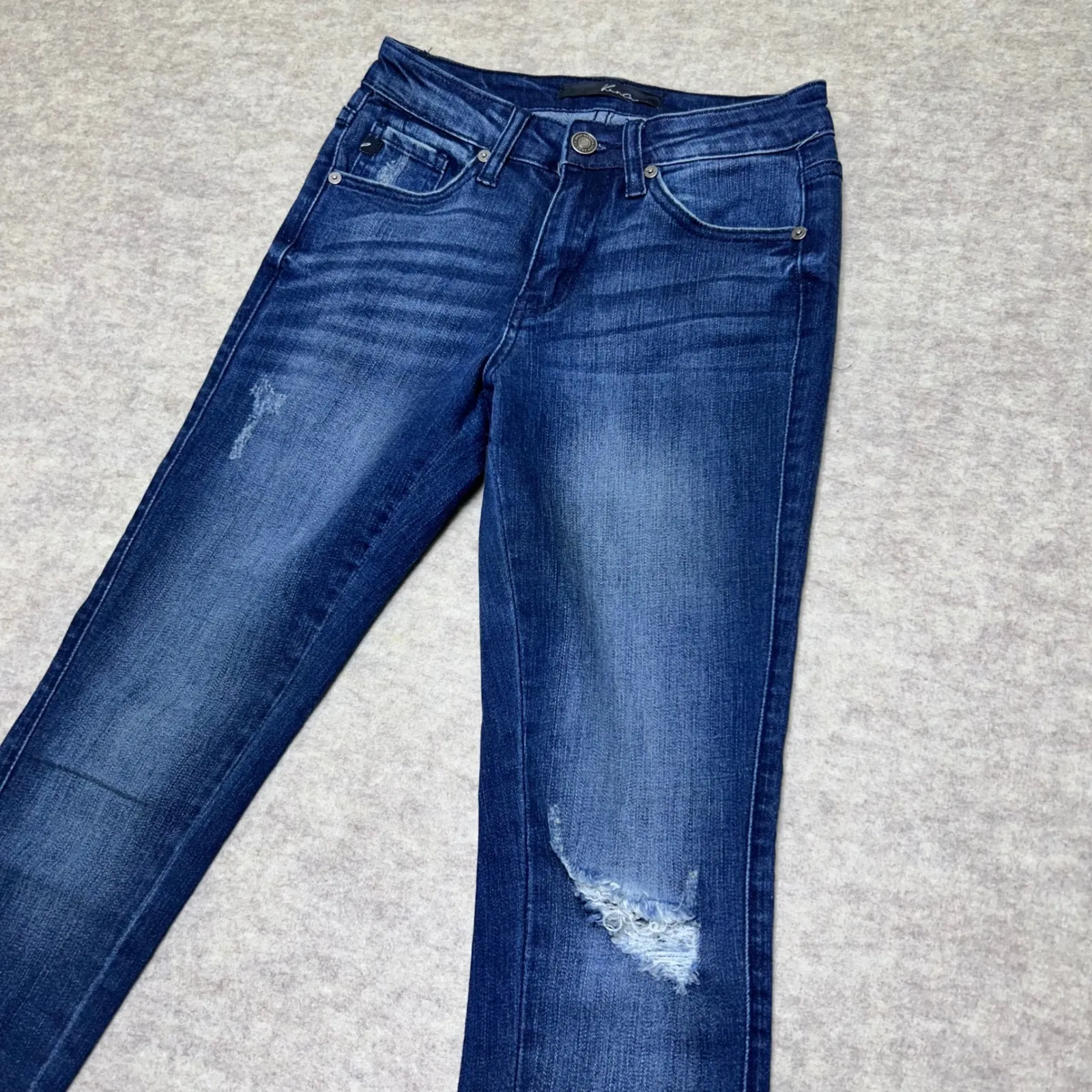 KanCan Women's Dark Wash Distressed‎ Ripped Frayed Hem Skinny Jeans Size 23/0 Blue - Image 2