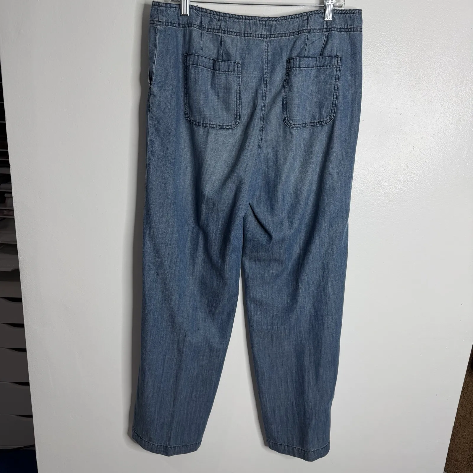 Chico's Blue Chambray Wide Leg Pant Size 10 Chico's Size 1.5 Casual Minimalist - Image 2