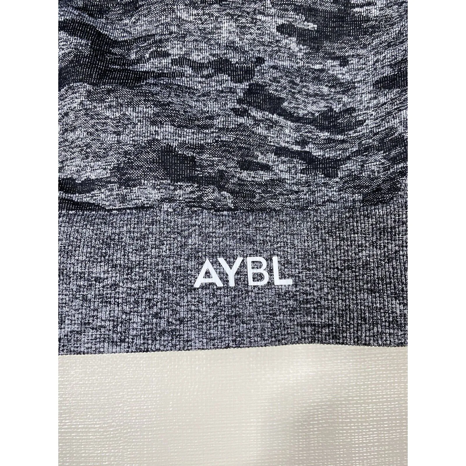 AYBL Evolve Seamless Camo Long Sleeve Crop Top Sz S Black Gray Compression‎ - Image 8
