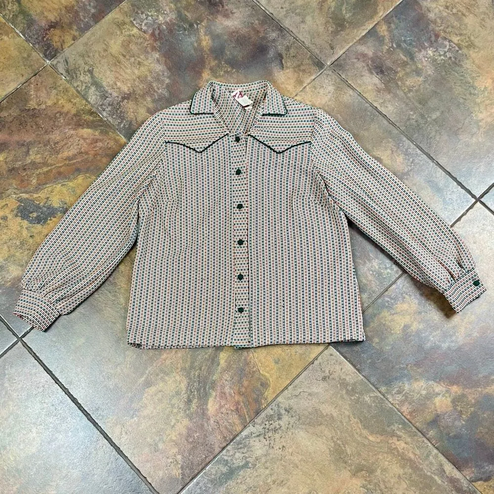 Femme of Dallas Western Boho Long Sleeve Button Down Geometric Top Green Size L - Image 5