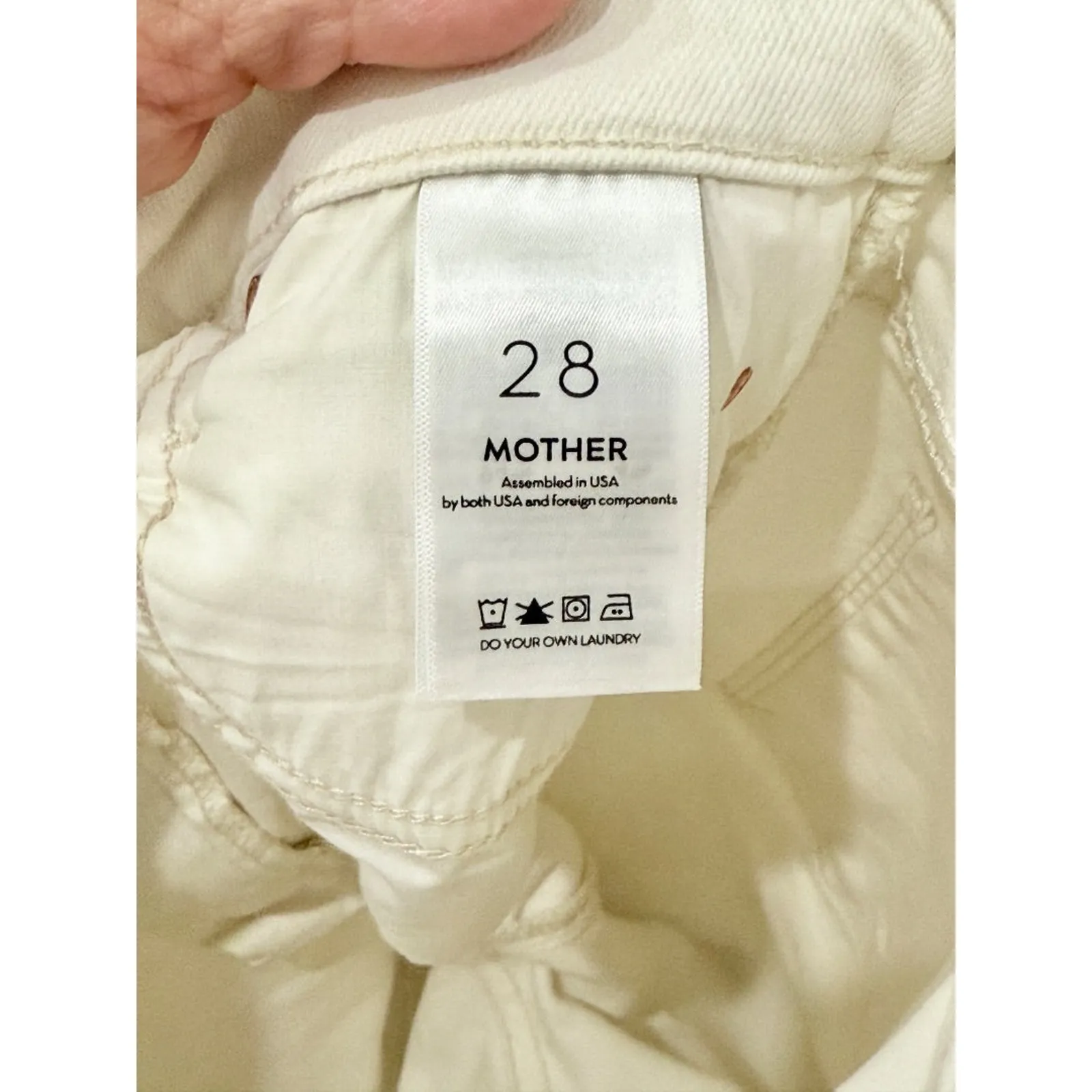 Mother High Waisted Rascal Crop Fray Jeans Fairest Of Them All Women's Size 28 White - Image 6