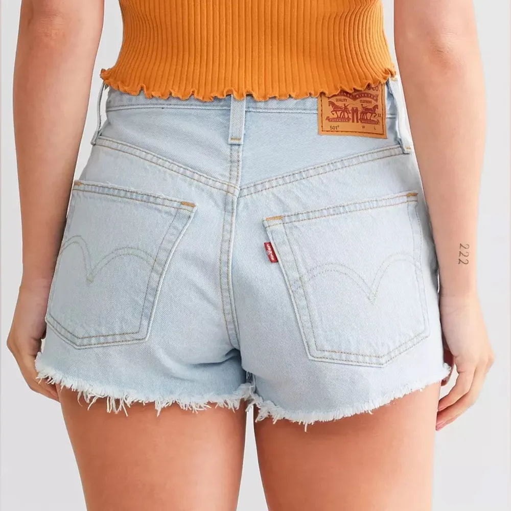 Levi's 501 Original Fit High Rise Cutoff Raw Hem Light Wash Shorts in Ojai Lake - Image 3